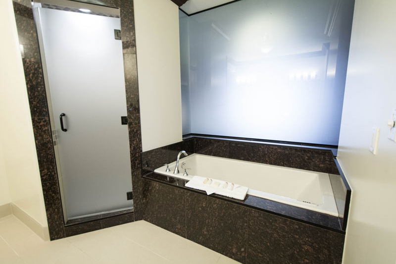luxury suite in Chateau Nova Peace River Hotel