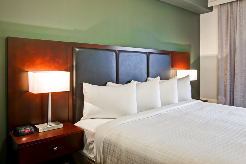yellowknife hotel