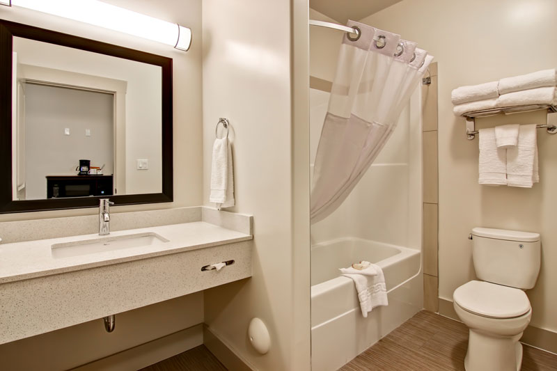 yellowknife hotel