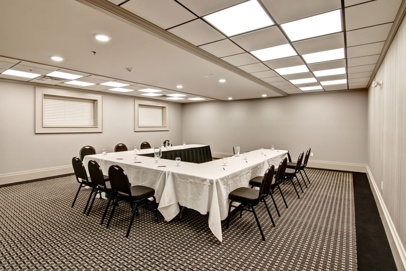 yellowknife hotel