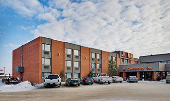 kindersley hotel