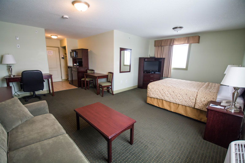 JUNIOR QUEEN SUITES