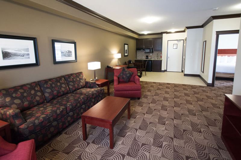 executive two king suites in Chateau Nova Peace River Hote