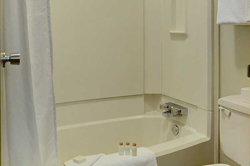 TWO QUEEN ROOMS in Kindersley hotel